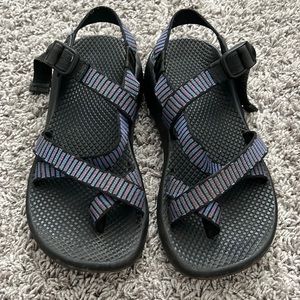Chaco black purple & blue stripe sandal size W 8